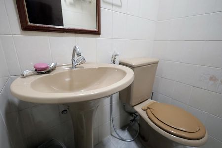 Casa à venda com 250m², 3 quartos e 4 vagasBanheiro 4
