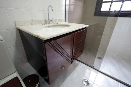 Casa à venda com 250m², 3 quartos e 4 vagasBanheiro 3