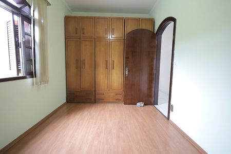 Casa à venda com 250m², 3 quartos e 4 vagasQuarto 2