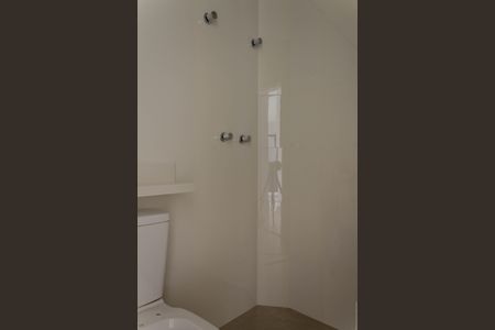 Apartamento à venda com 57m², 2 quartos e 1 vaga Apartamento à venda com 57m², 2 quartos e 1 vagaBanheiro