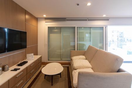 Apartamento para alugar com 90m², 1 quarto e 2 vagas Apartamento para alugar com 90m², 1 quarto e 2 vagasSala de TV