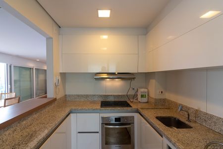 Apartamento para alugar com 90m², 1 quarto e 2 vagas Apartamento para alugar com 90m², 1 quarto e 2 vagasCozinha