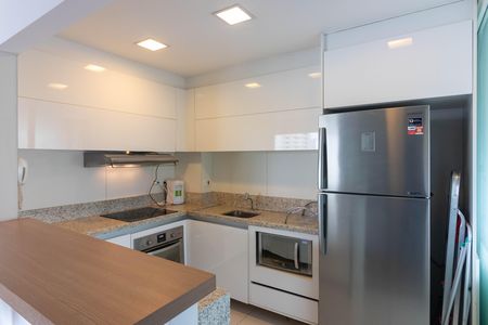 Cozinha de apartamento para alugar com 1 quarto, 90m² em Vila Olímpia, São Paulo