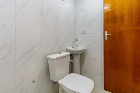 Studio para alugar com 30m², 1 quarto e sem vaga Studio para alugar com 30m², 1 quarto e sem vagaBanheiro