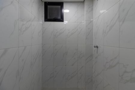 Studio para alugar com 30m², 1 quarto e sem vaga Studio para alugar com 30m², 1 quarto e sem vagaBanheiro