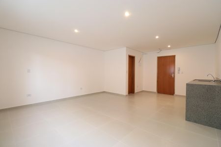 Quarto/Sala/Cozinha de kitnet/studio para alugar com 1 quarto, 40m² em Vila Romana, São Paulo