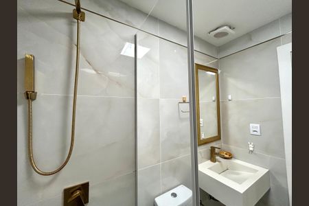 Casa para alugar com 120m², 2 quartos e 1 vaga Casa para alugar com 120m², 2 quartos e 1 vagaBanheiro