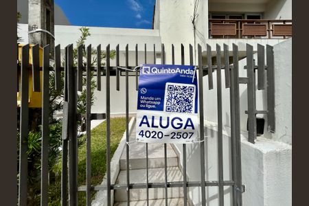 Casa para alugar com 120m², 2 quartos e 1 vaga Casa para alugar com 120m², 2 quartos e 1 vagaFachada