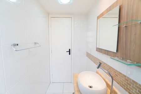 Apartamento à venda com 78m², 3 quartos e 1 vaga Apartamento à venda com 78m², 3 quartos e 1 vagaBanheiro