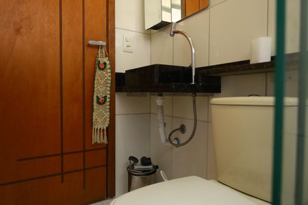 Casa à venda com 360m², 3 quartos e 2 vagasBanheiro 2