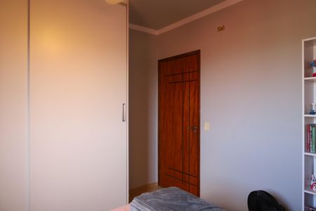 Casa à venda com 360m², 3 quartos e 2 vagasQuarto 2