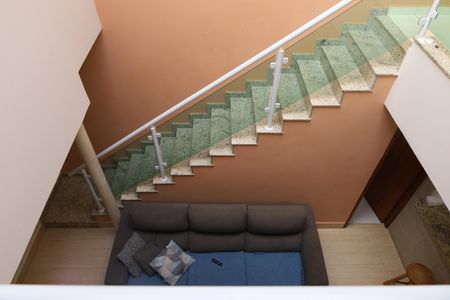 Casa à venda com 360m², 3 quartos e 2 vagasÁrea entre quartos