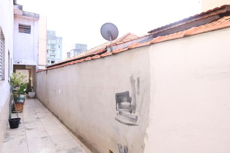 Casa à venda com 360m², 3 quartos e 2 vagasQuintal - Corredor