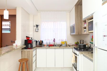 Casa à venda com 360m², 3 quartos e 2 vagasCozinha