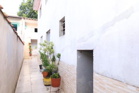 Casa à venda com 360m², 3 quartos e 2 vagasQuintal - Corredor