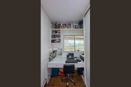 Apartamento à venda com 135m², 3 quartos e 2 vagasCloset da suíte