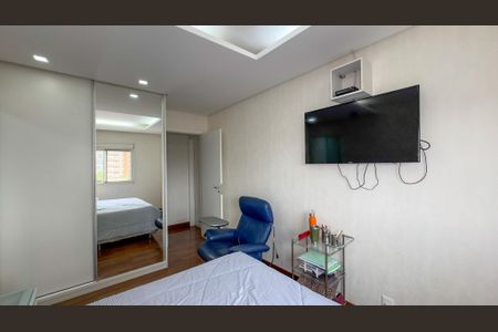 Apartamento à venda com 135m², 3 quartos e 2 vagasQuarto 3 - Suíte