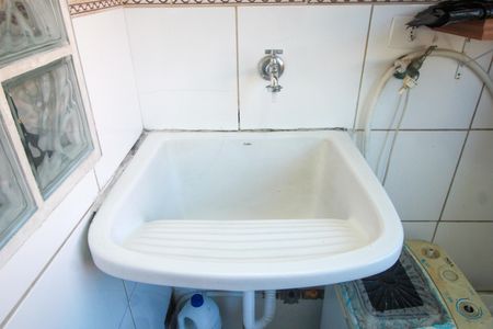 Apartamento à venda com 78m², 2 quartos e 1 vagaÁrea de Serviço