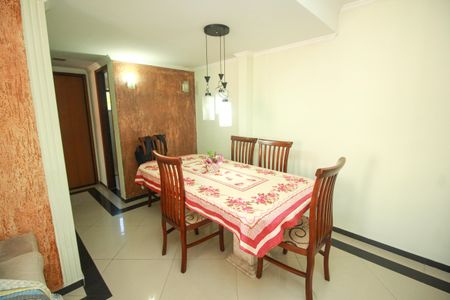 Apartamento à venda com 78m², 2 quartos e 1 vagaSala de Jantar