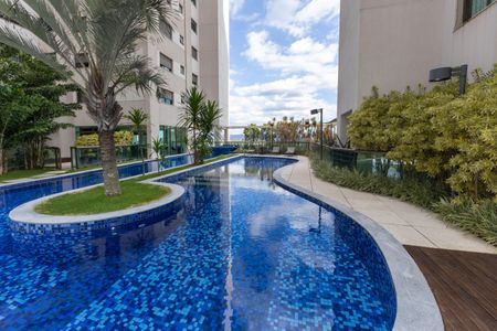 Apartamento à venda com 201m², 4 quartos e 4 vagasÁrea comum - Piscina