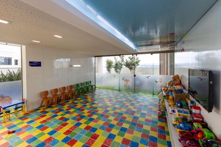 Apartamento à venda com 201m², 4 quartos e 4 vagasÁrea comum - Brinquedoteca