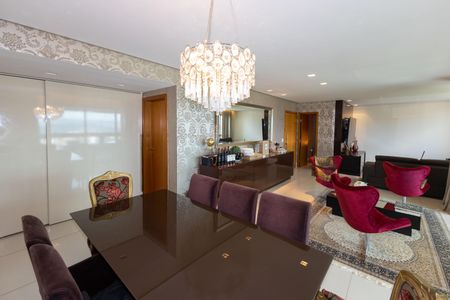 Apartamento à venda com 201m², 4 quartos e 4 vagasSala de Jantar