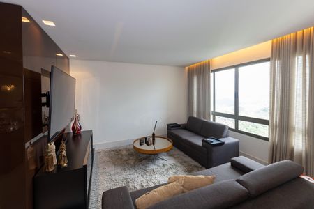 Apartamento à venda com 201m², 4 quartos e 4 vagasSala de TV