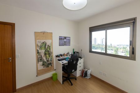 Apartamento à venda com 201m², 4 quartos e 4 vagasQuarto 1