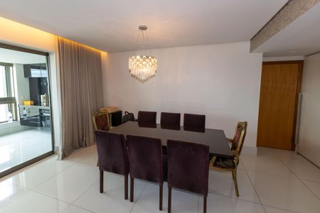 Apartamento à venda com 201m², 4 quartos e 4 vagasSala de Jantar