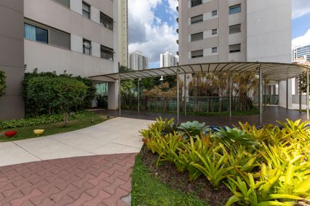 Apartamento à venda com 201m², 4 quartos e 4 vagasÁrea comum 