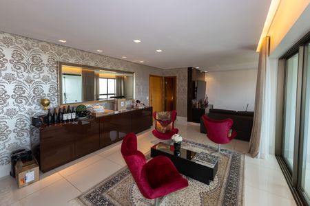 Apartamento à venda com 201m², 4 quartos e 4 vagasSala de Estar 