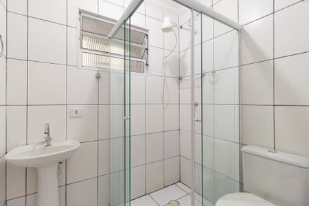 Casa para alugar com 70m², 2 quartos e sem vaga Casa para alugar com 70m², 2 quartos e sem vagaBanheiro