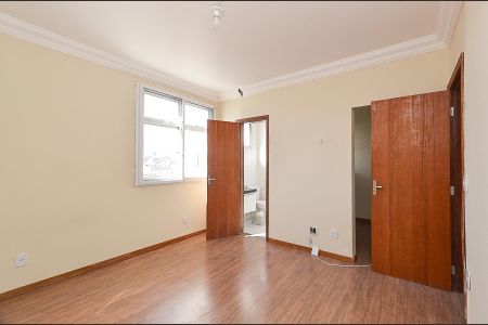 Suíte de apartamento para alugar com 2 quartos, 62m² em Ipiranga, Belo Horizonte