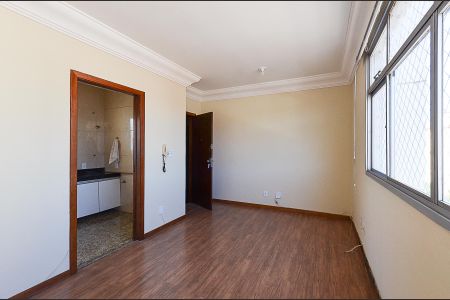 Sala Ambientes de apartamento para alugar com 2 quartos, 62m² em Ipiranga, Belo Horizonte