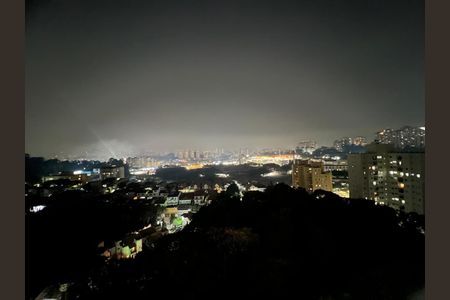 Apartamento à venda com 68m², 2 quartos e 1 vagaVista