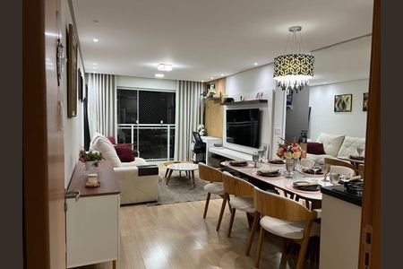 Apartamento à venda com 68m², 2 quartos e 1 vagaSala