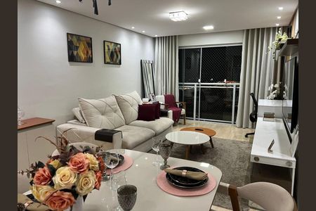Apartamento à venda com 68m², 2 quartos e 1 vagaSala