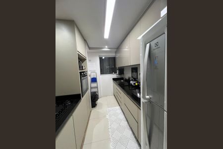 Apartamento à venda com 68m², 2 quartos e 1 vagaCozinha