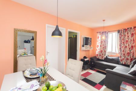 Apartamento para alugar com 50m², 2 quartos e 1 vaga Apartamento para alugar com 50m², 2 quartos e 1 vagaSala