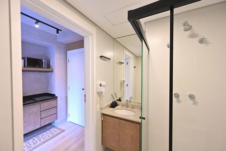 Banheiro Social de kitnet/studio à venda com 1 quarto, 45m² em Vila Mariana, São Paulo