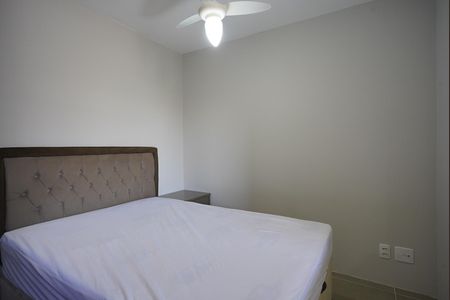 Quarto de kitnet/studio para alugar com 1 quarto, 49m² em Jardim Botânico, Porto Alegre