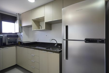 Cozinha de kitnet/studio para alugar com 1 quarto, 49m² em Jardim Botânico, Porto Alegre