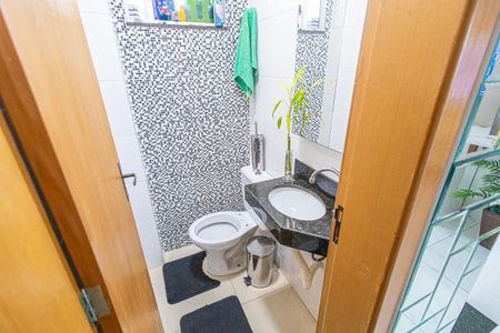 Lavabo de casa de condomínio para alugar com 2 quartos, 87m² em Planalto, Belo Horizonte