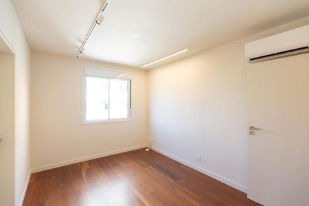 Apartamento à venda com 193m², 3 quartos e 2 vagasFoto 40