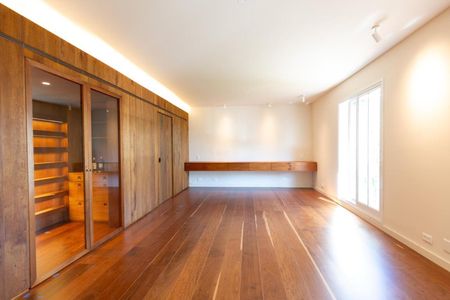 Apartamento à venda com 193m², 3 quartos e 2 vagasFoto 03