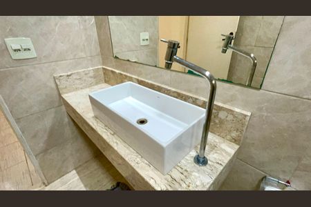 Casa para alugar com 40m², 1 quarto e 1 vagaBanheiro