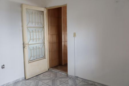 Casa para alugar com 60m², 1 quarto e 1 vagaSala