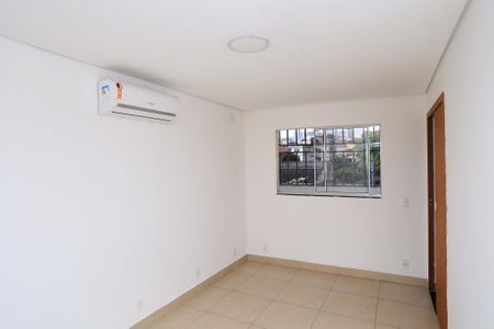 Casa para alugar com 500m², 3 quartos e 1 vagaSuíte