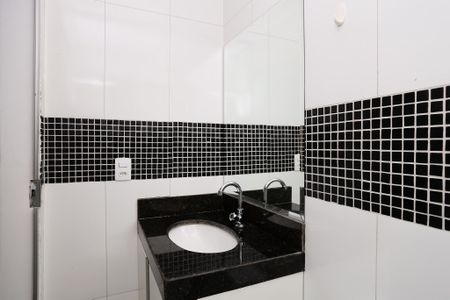 Casa para alugar com 500m², 3 quartos e 1 vagaBanheiro da Suíte 2