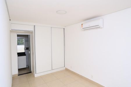 Casa para alugar com 500m², 3 quartos e 1 vagaSuíte